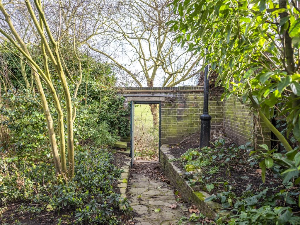 5 bedroom detached house for sale in Elsworthy Road, St John's Wood, London, NW3