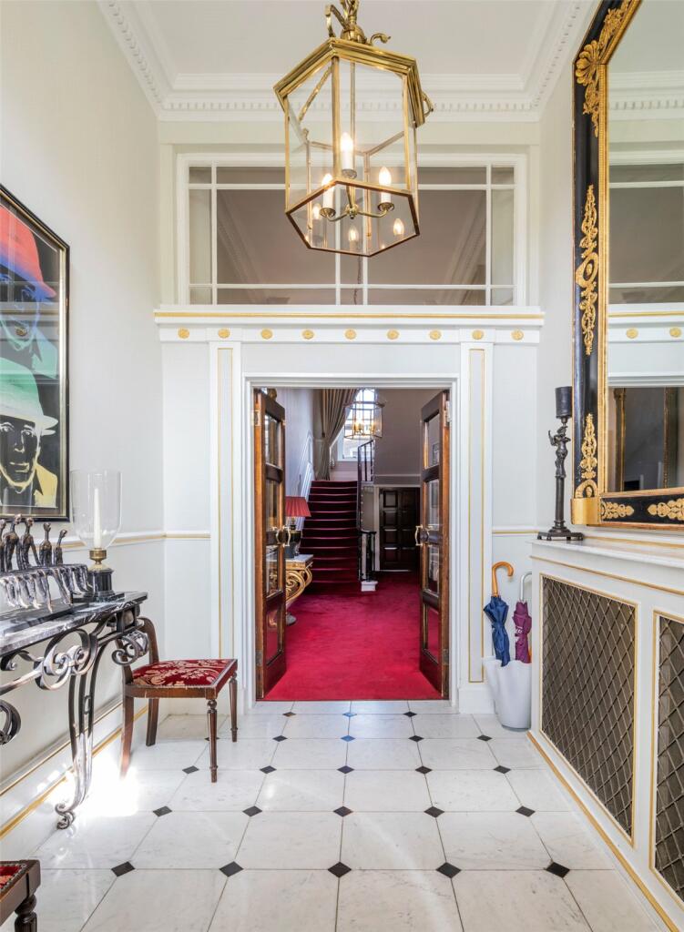 5 bedroom terraced house for sale in Gloucester Gate, Regent's Park