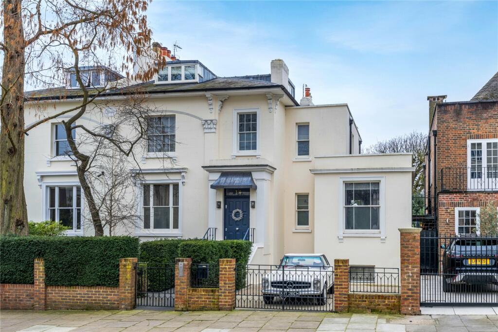 6 bedroom semi-detached house for sale in Queens Grove, St John's Wood, London, NW8