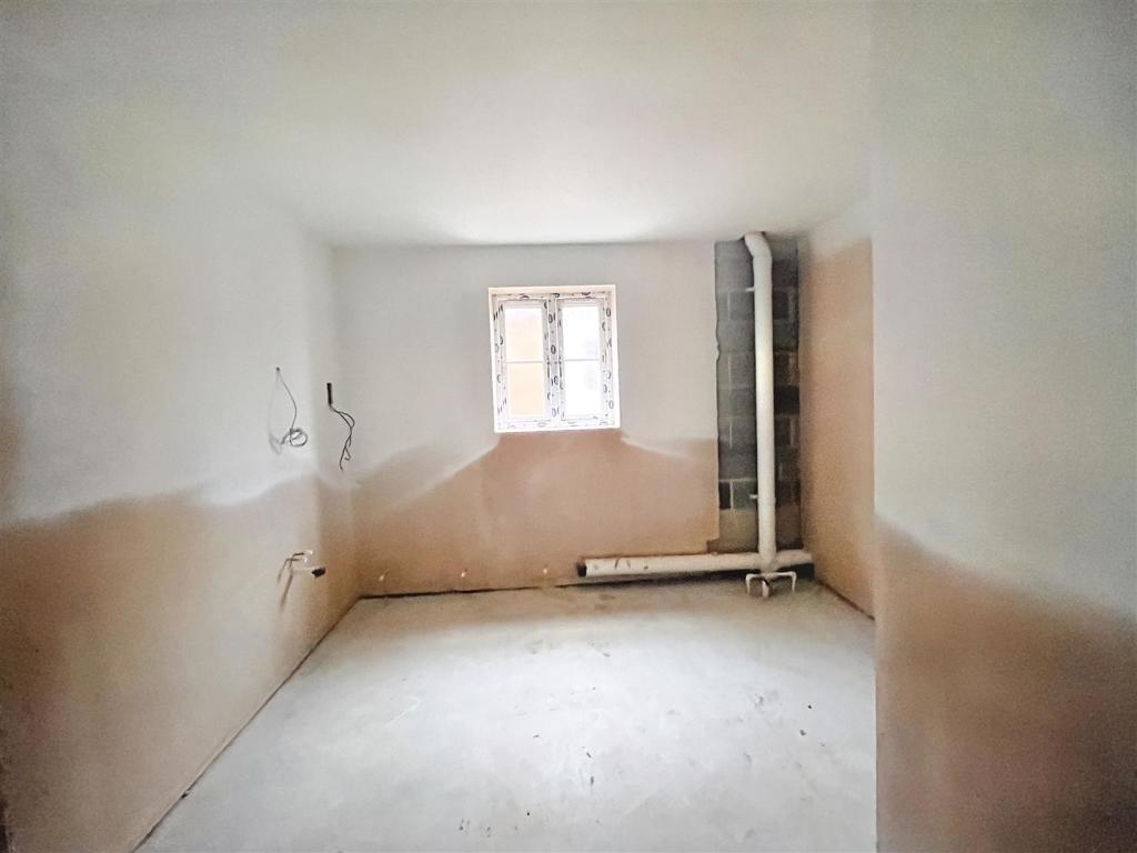 5 bedroom detached house for sale in Moulton Chapel Road, Moulton Chapel, PE12