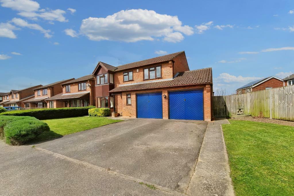 4 bedroom detached house for sale in Towndam Lane, Donington, PE11