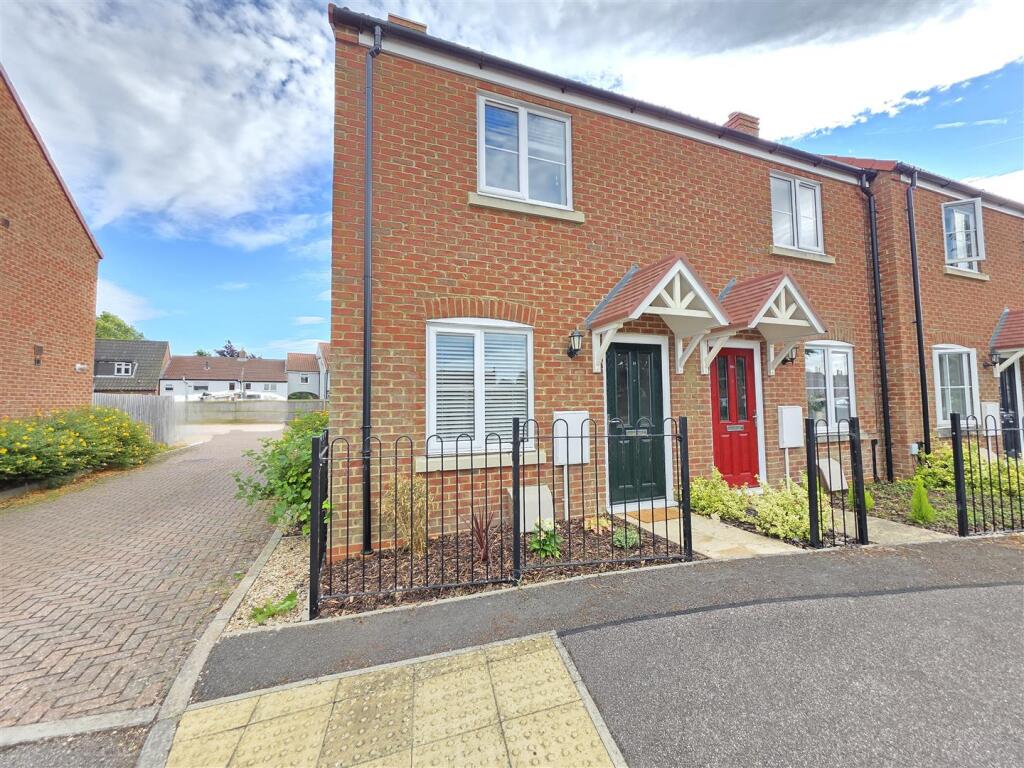 Main image of property: Park Lane, Donington