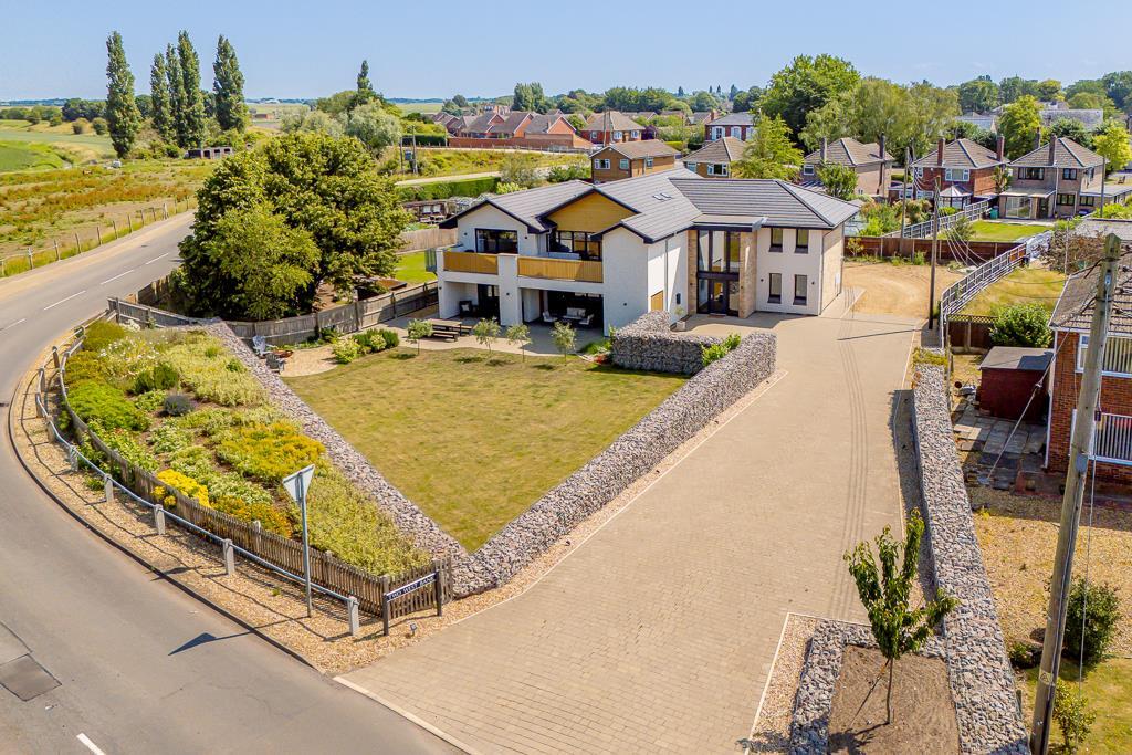 Main image of property: West Bank, Crowland