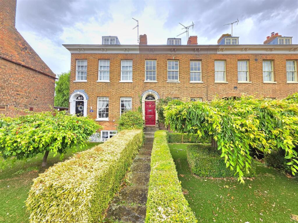 Main image of property: Market Street, Long Sutton, Spalding