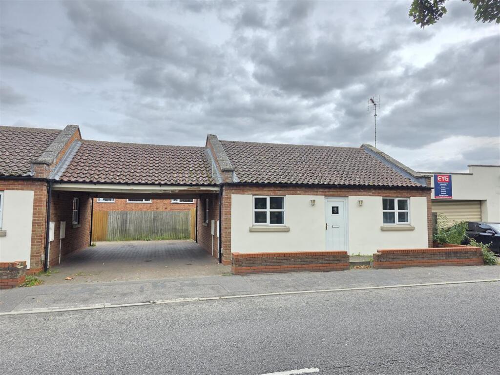 Main image of property: Commercial Road, Spalding