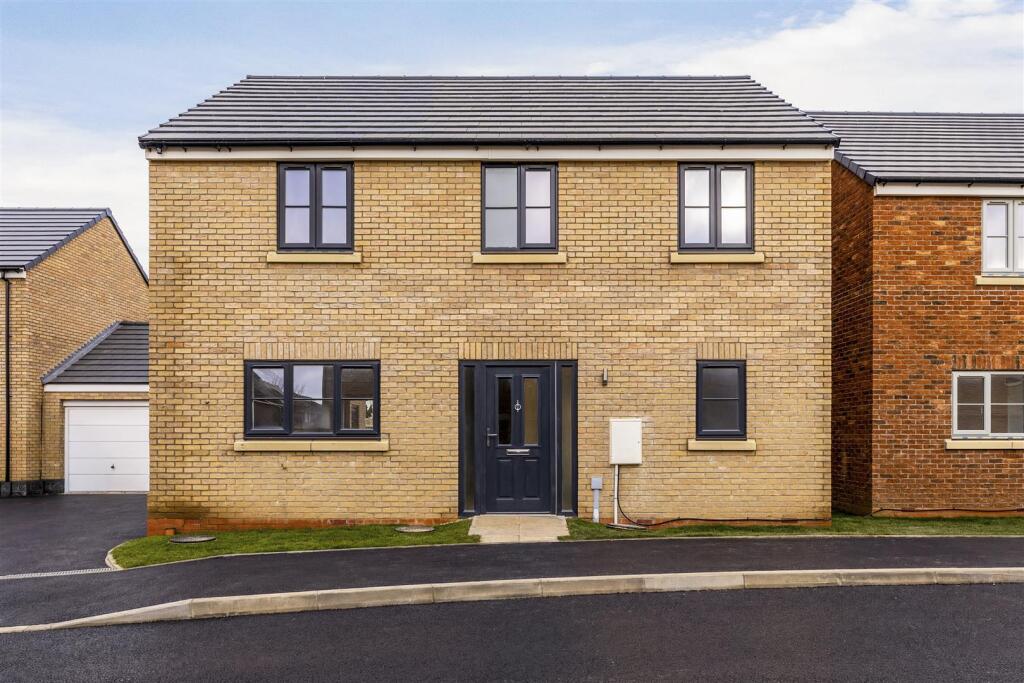 Main image of property: Lime Walk, Long Sutton