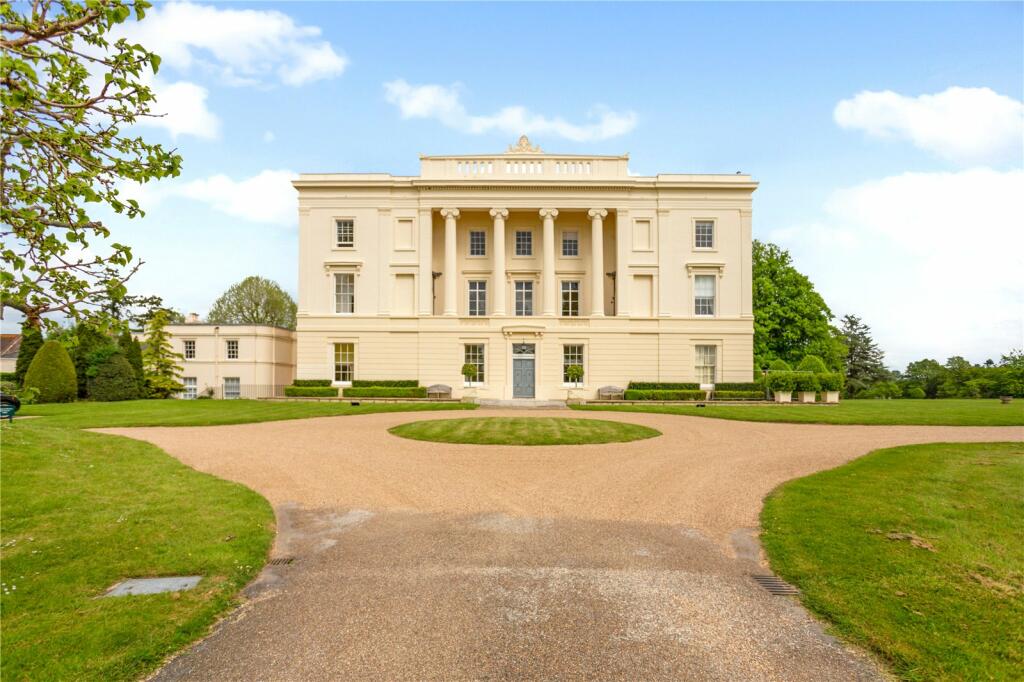 3 bedroom apartment for sale in Burton Park, Duncton, Petworth, West