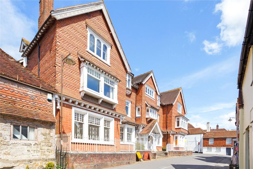 Main image of property: Swan House, Saddlers Row, Petworth, West Sussex, GU28