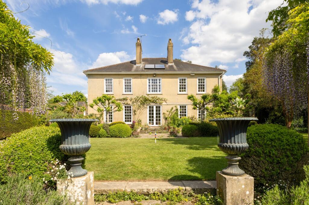 Main image of property: Clapgate Lane, Slinfold, Horsham, West Sussex, RH13