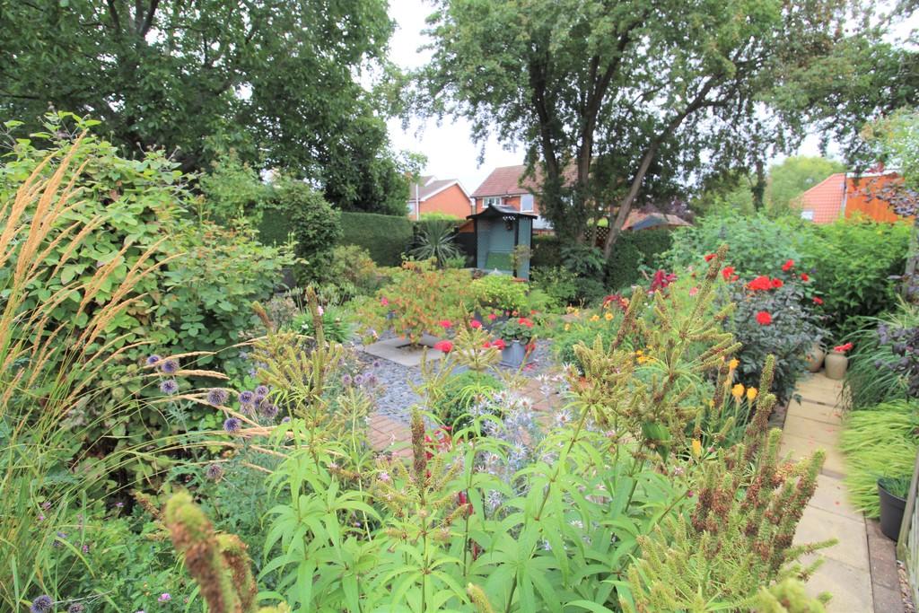 2 bedroom semidetached bungalow for sale in Blyth Road, Oldcotes