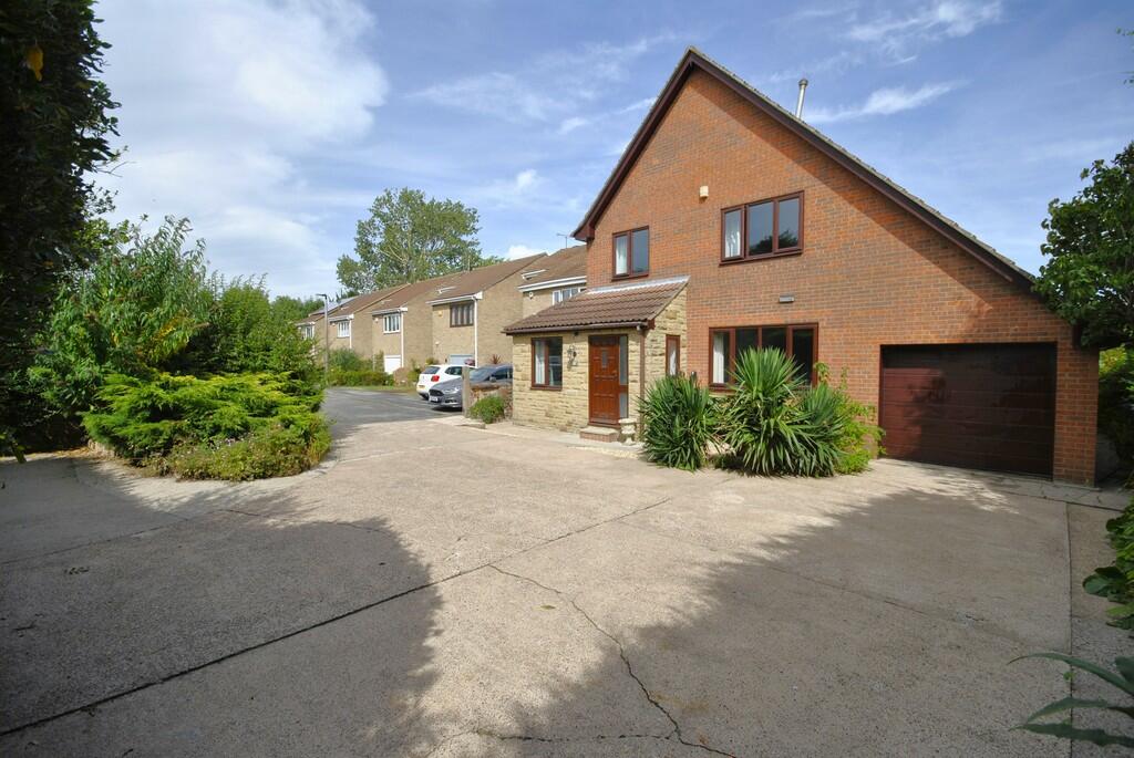 4 bedroom detached house for rent in Winnery Close, Tickhill, DN11