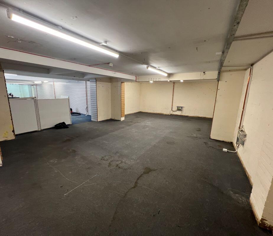 Additional property image - 36A High Street, Newmarket, Suffolk, CB8 8LB