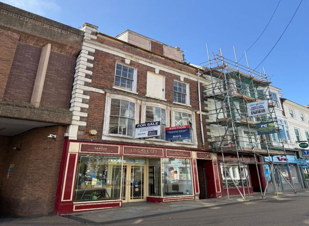 Main image of property: 4 Newborough, Scarborough, North Yorkshire, YO11 1NA