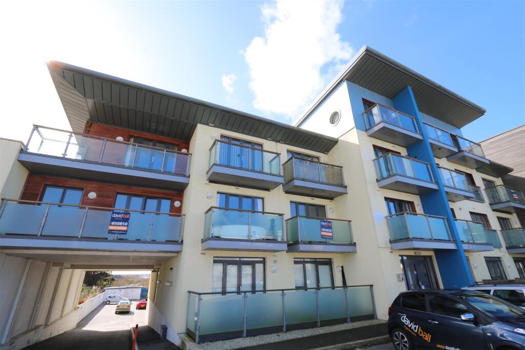 Main image of property: Henver Road