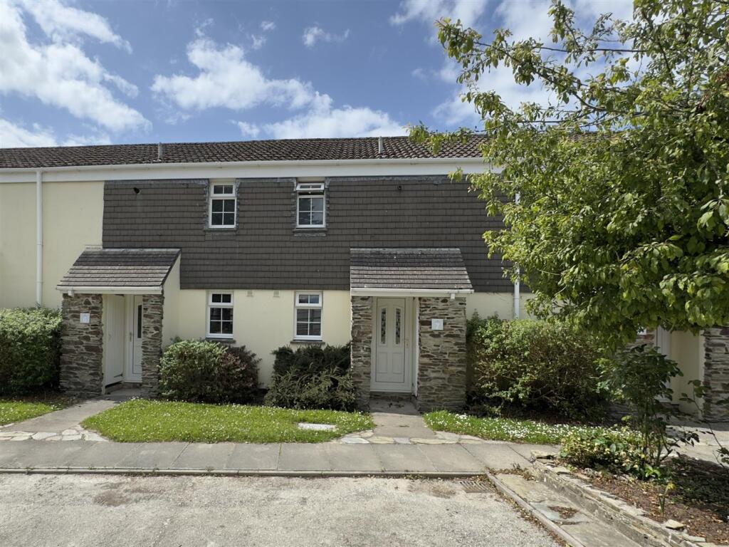 Main image of property: Carvynick Cottages, Summercourt