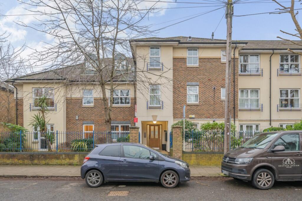Main image of property: Lower Kings Road, Kingston Upon Thames, KT2