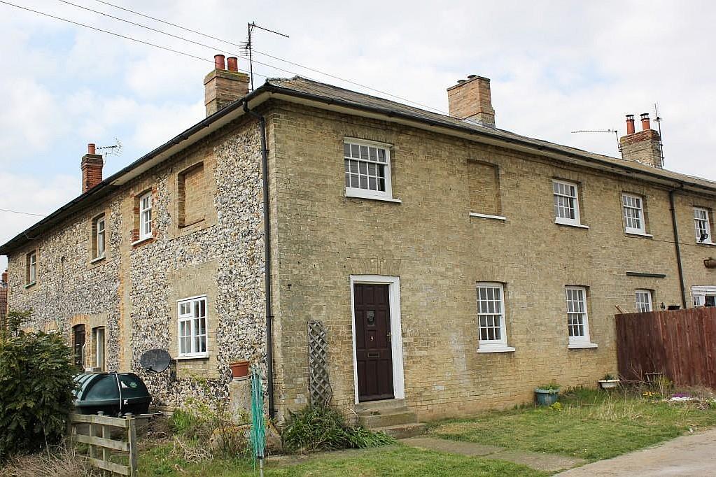 3 bedroom terraced house for rent in Tallon End,Foulden,IP26