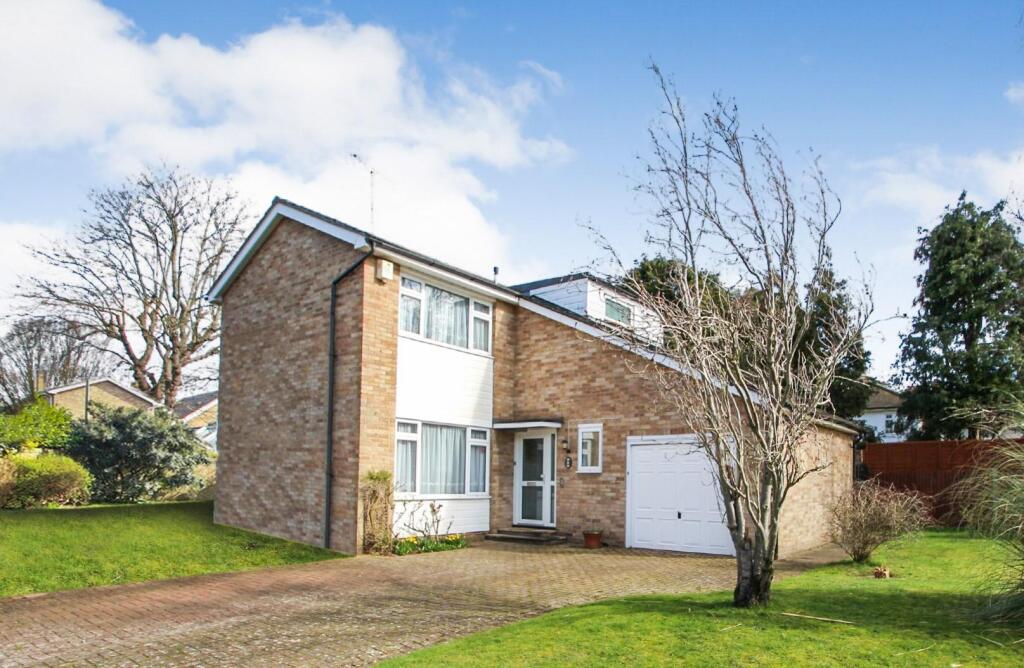 Main image of property: Parsons Mead, East Molesey