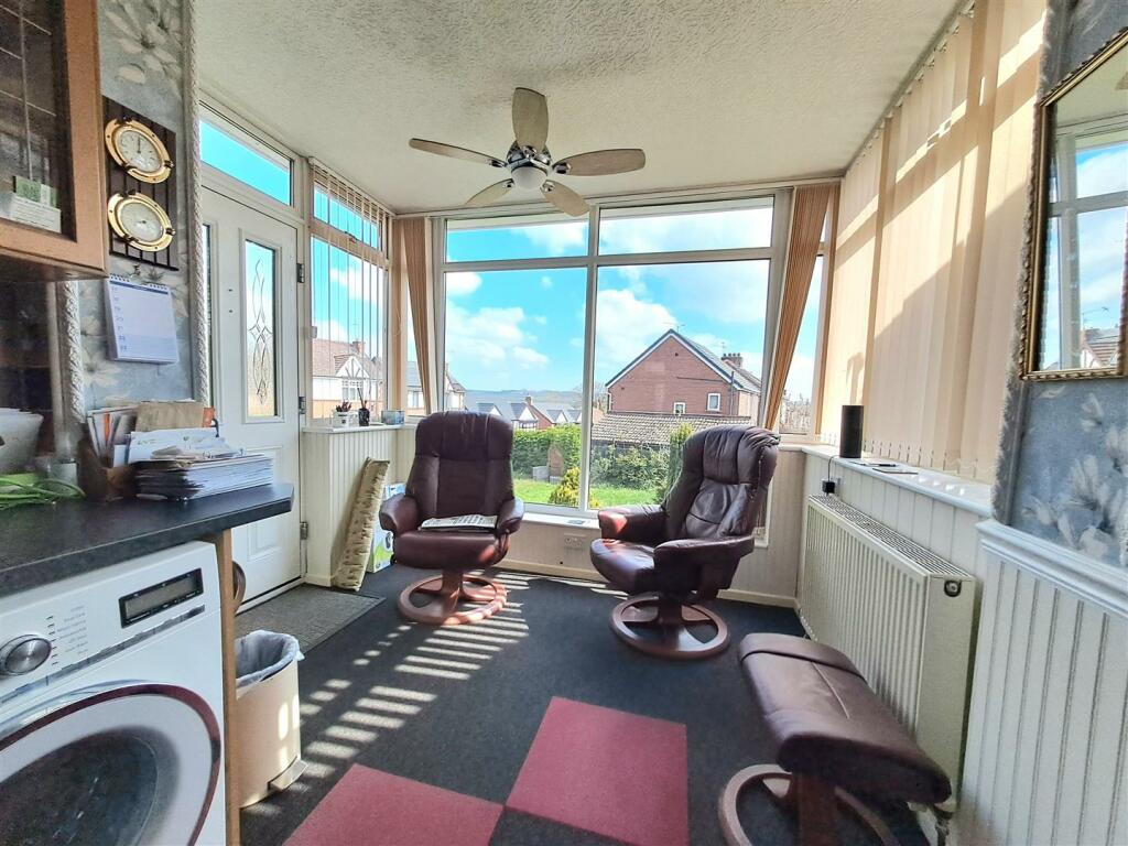 3 bedroom detached house for sale in Adwick Road, Mexborough, S64