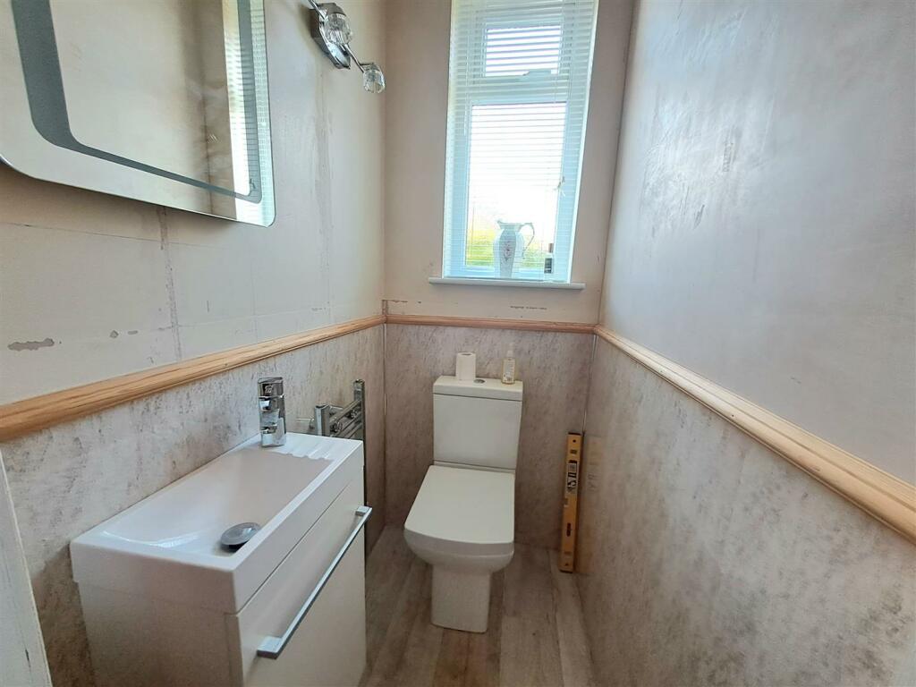 3 bedroom detached house for sale in Adwick Road, Mexborough, S64