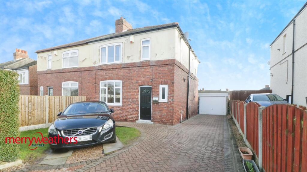 3 bedroom semi-detached house