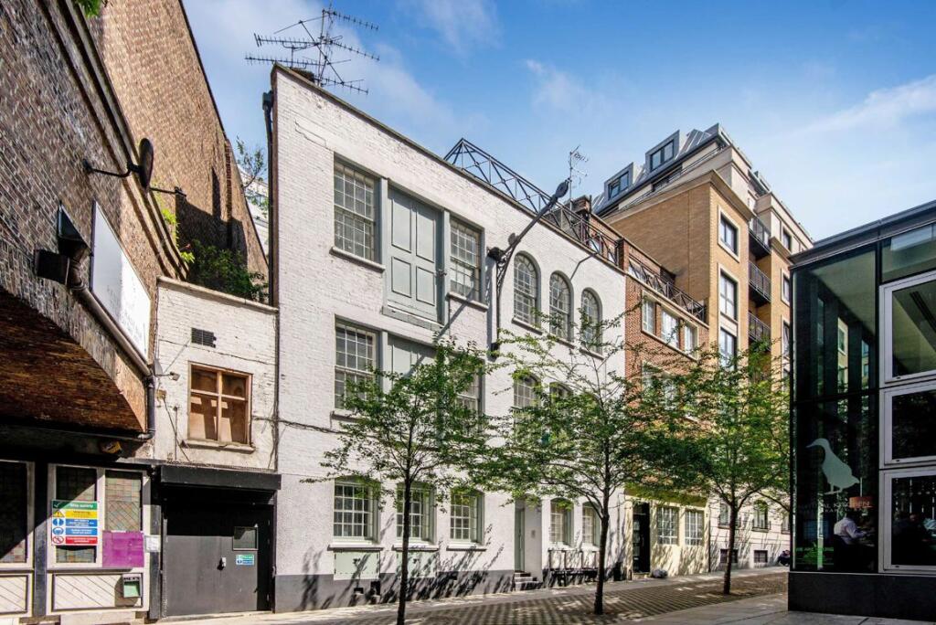 Main image of property: Savage Gardens, Tower Hill