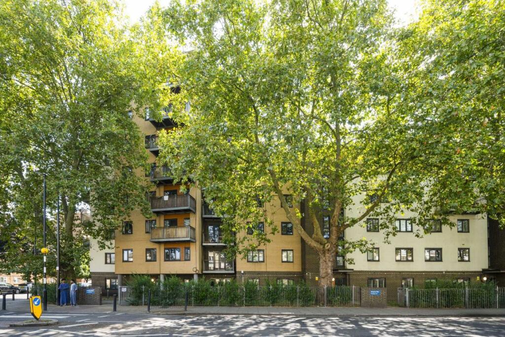 Main image of property: Stepney Way, Stepney Way