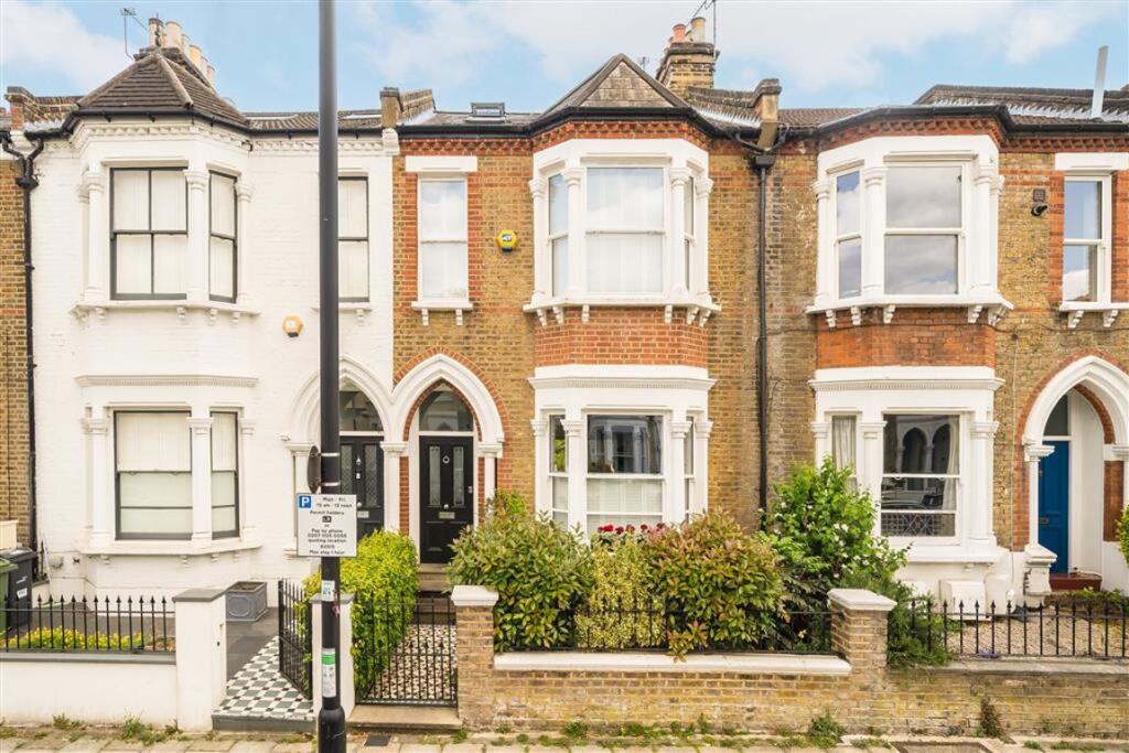 Main image of property: Abbeville Road, Clapham