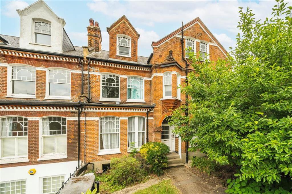 Main image of property: Bedford Hill, Balham