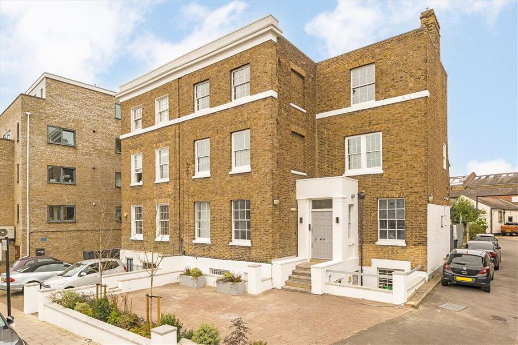 Main image of property: Park Hill, Clapham