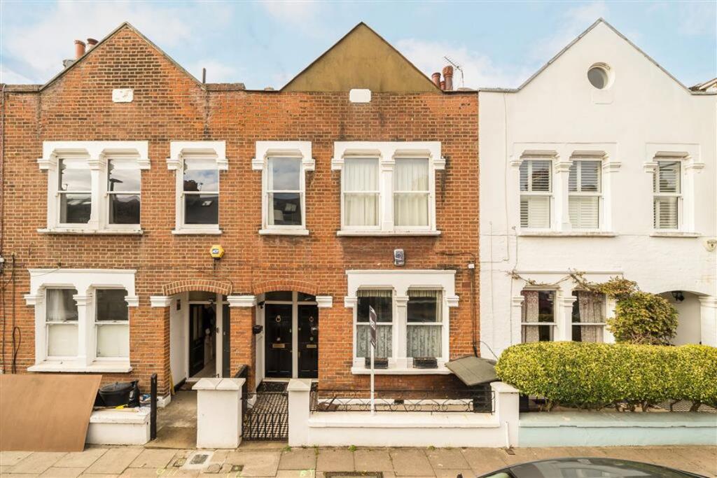 Main image of property: Blandfield Road, Balham