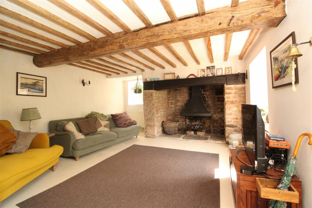 3 bedroom detached house for sale in Church Street, Blagdon, BS40