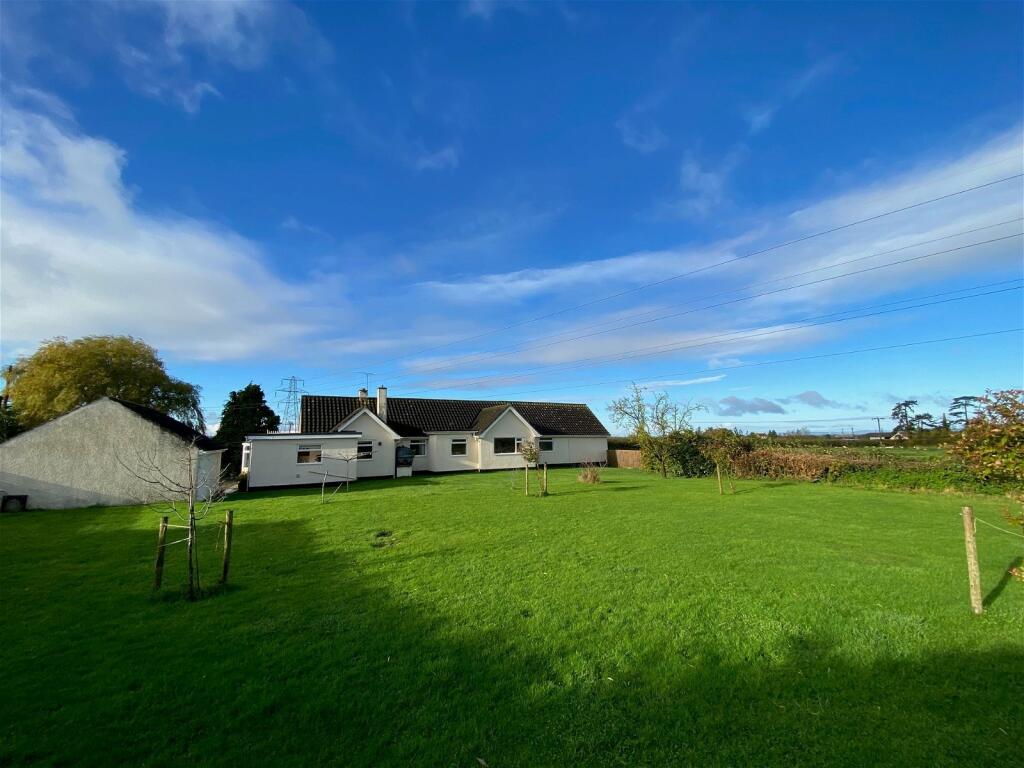 Additional property image - Brinsea Lane, Congresbury