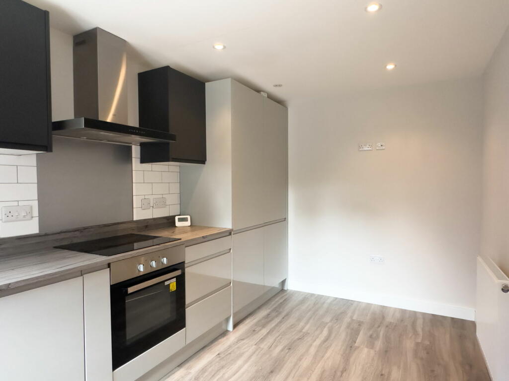 Additional property image - Field View, Cleeve