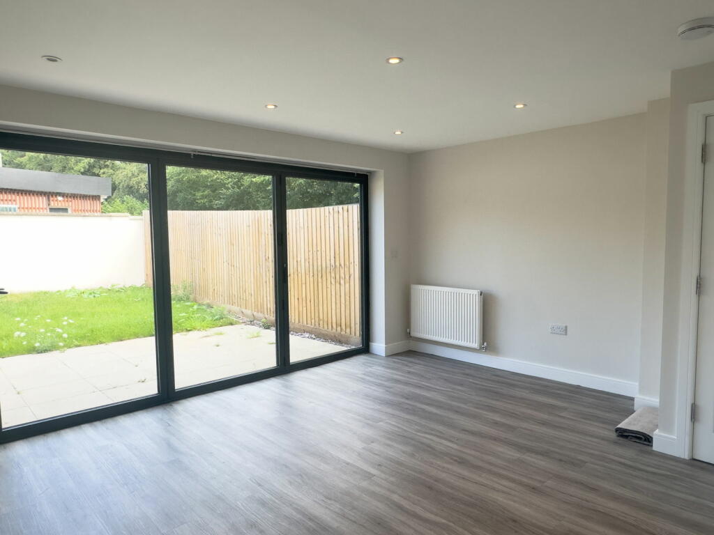Additional property image - Field View, Cleeve