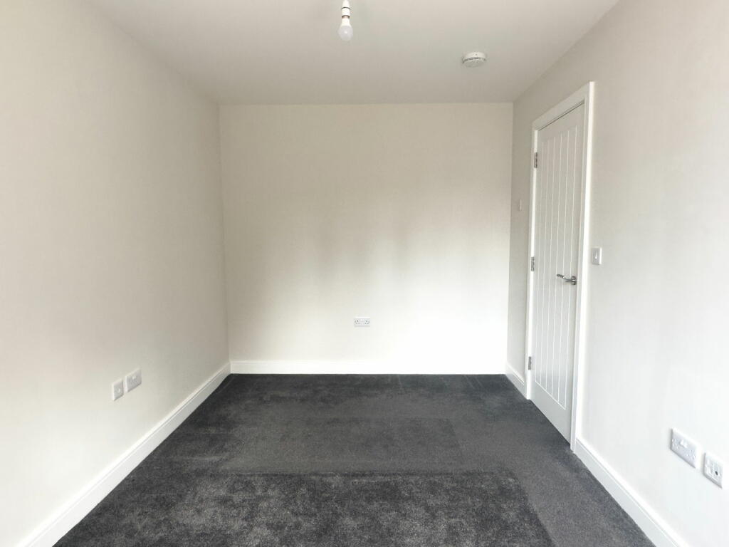 Additional property image - Field View, Cleeve
