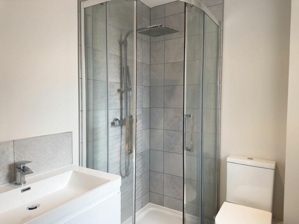 Additional property image - Field View, Cleeve