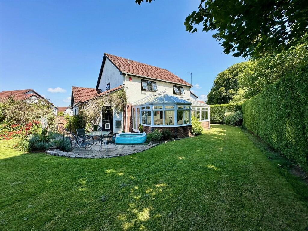 Additional property image - Bramley Close, Sandford