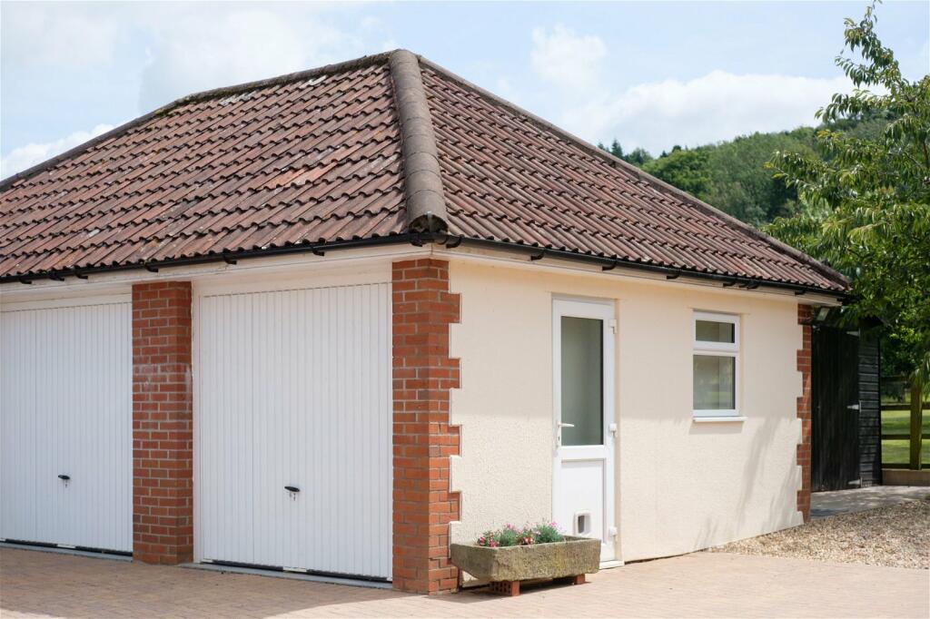 Additional property image - Bath Road, Upper Langford