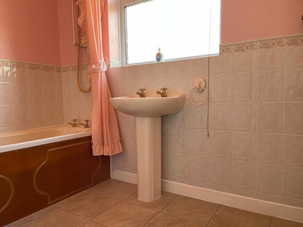 Additional property image - The Drive, Churchill