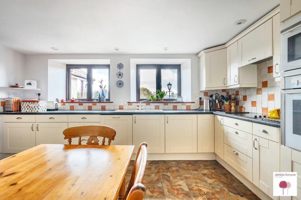 Additional property image - Butts Batch, Wrington