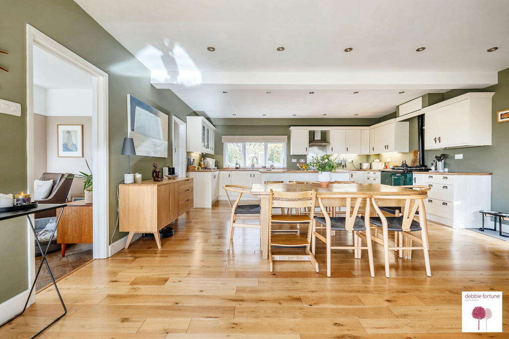 Additional property image - Roper's Lane, Wrington