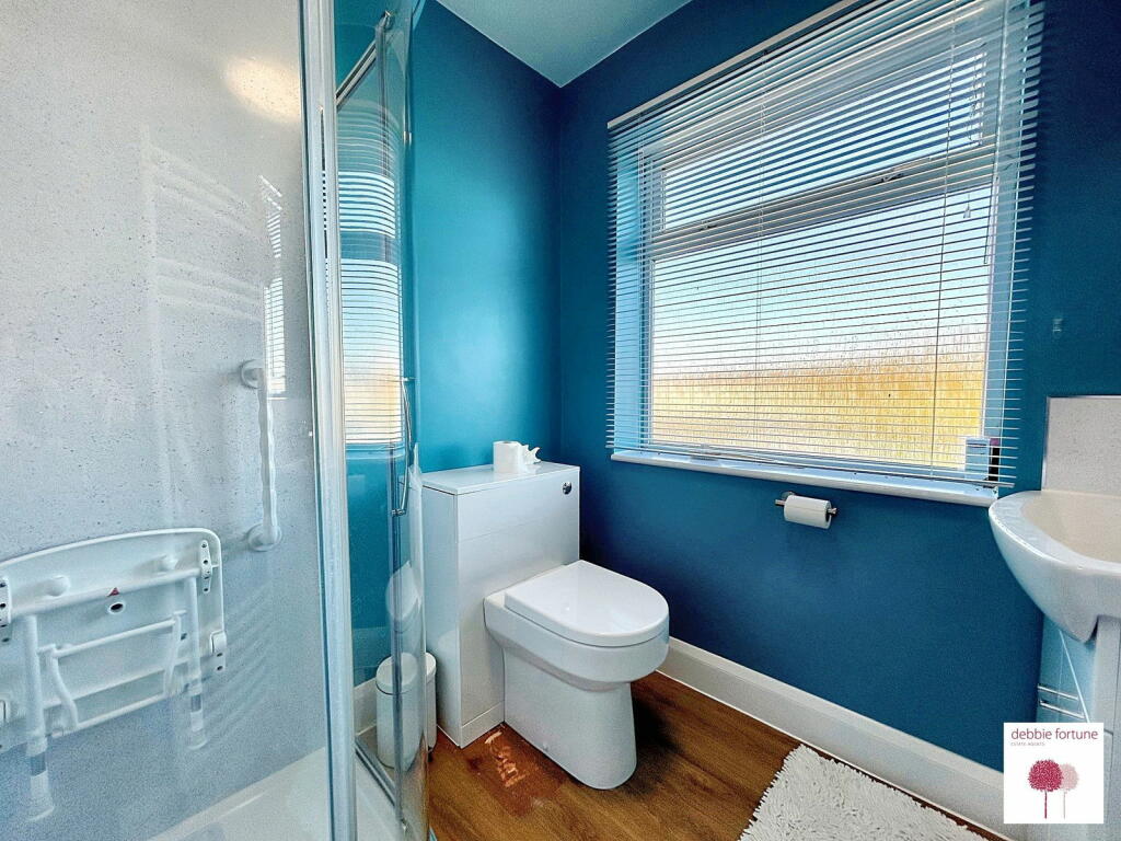 Additional property image - Derham Park, Yatton