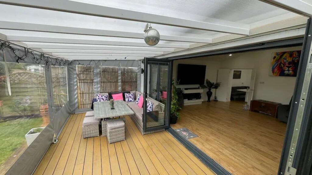 Additional property image - Bishops Road, Cleeve