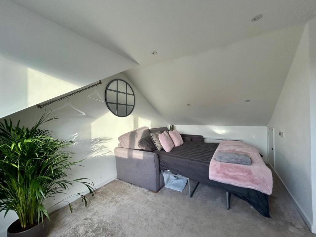 Additional property image - Bishops Road, Cleeve