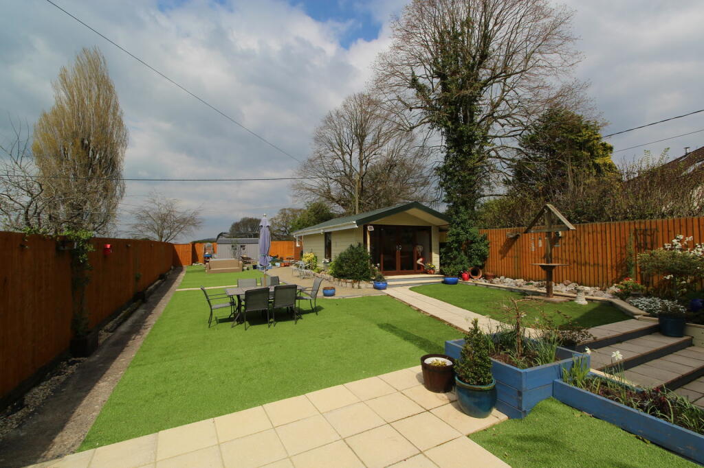 Additional property image - Southleaze, Winscombe