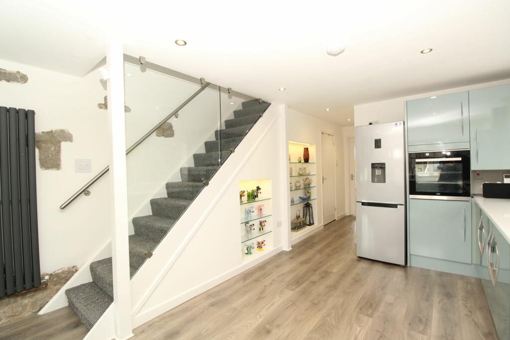 Additional property image - Southleaze, Winscombe