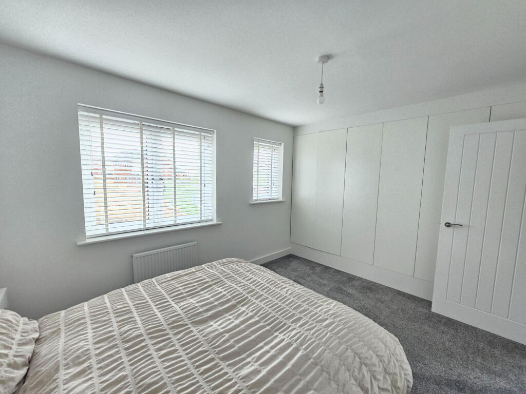Additional property image - Woodside Avenue, Hutton, Weston-super-mare