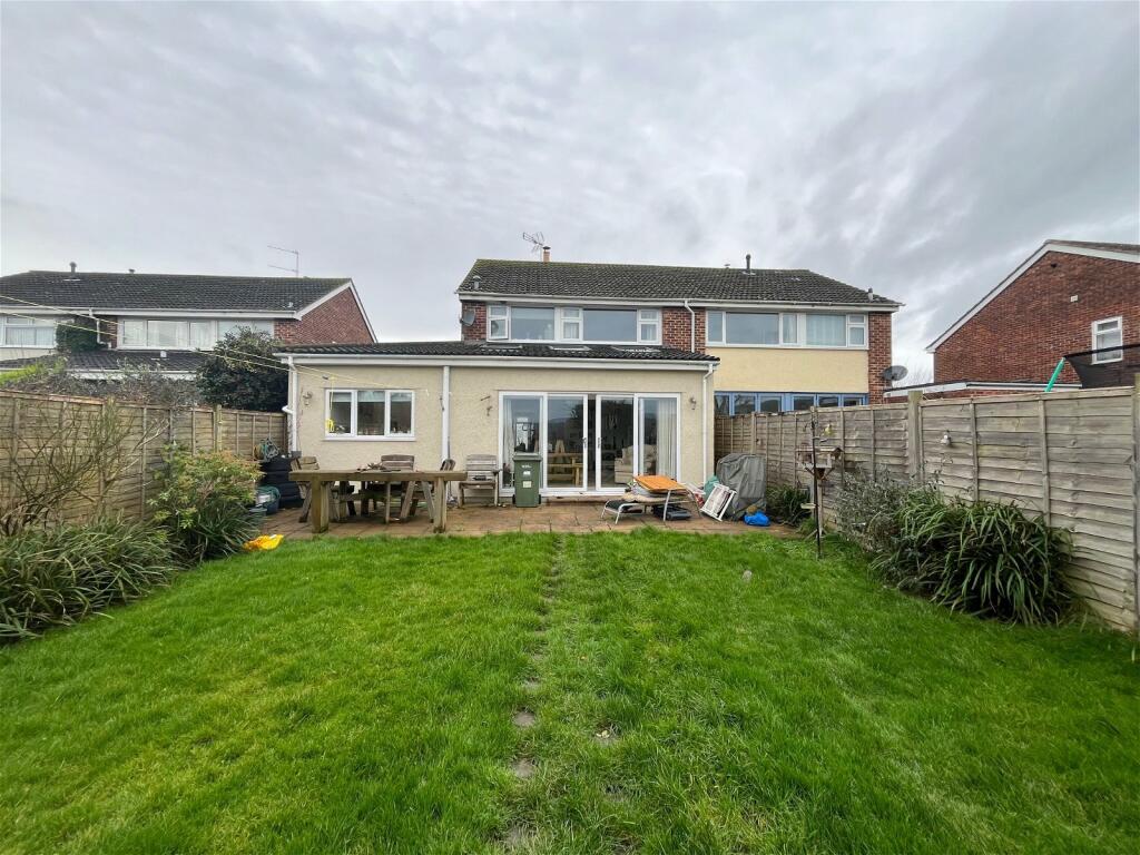 3 bedroom semidetached house for sale in Park Road, Congresbury, BS49