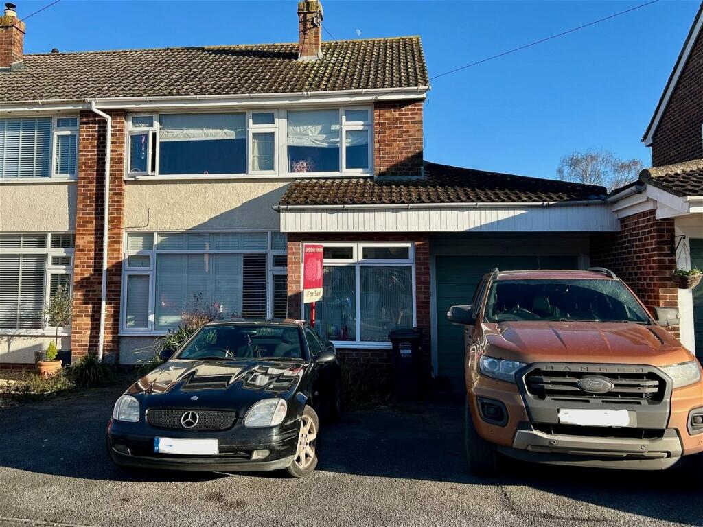 3 bedroom semidetached house for sale in Park Road, Congresbury, BS49